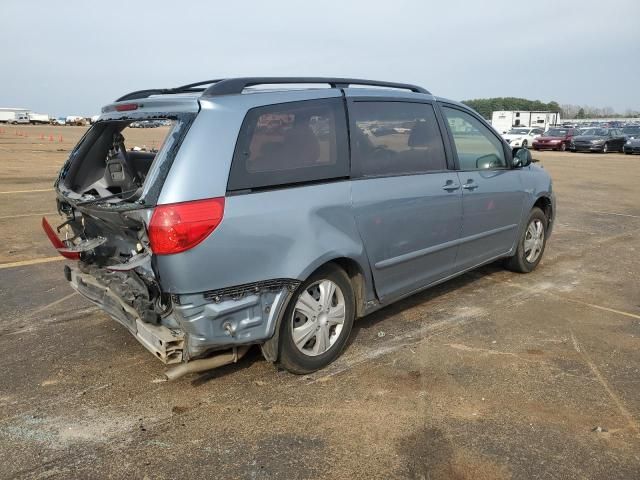 2010 Toyota Sienna CE