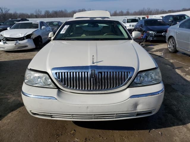 2007 Lincoln Town Car Designer