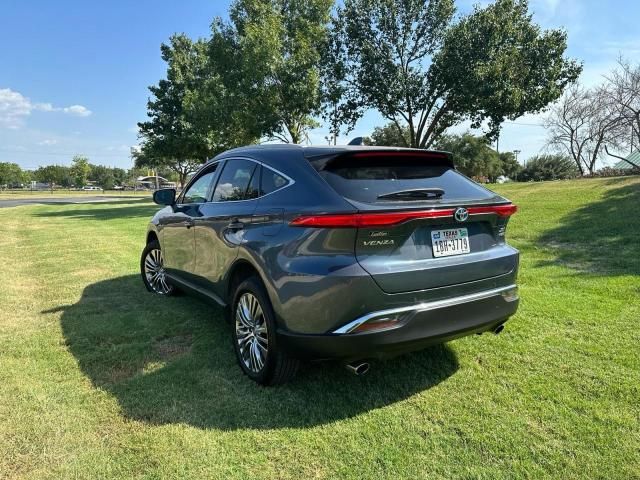 2021 Toyota Venza LE