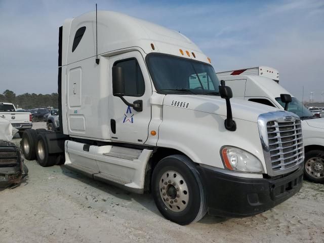 2012 Freightliner Cascadia 125