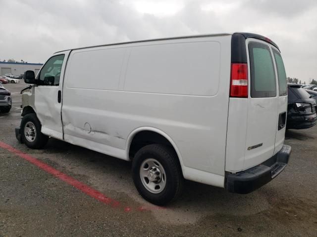 2018 Chevrolet Express G2500