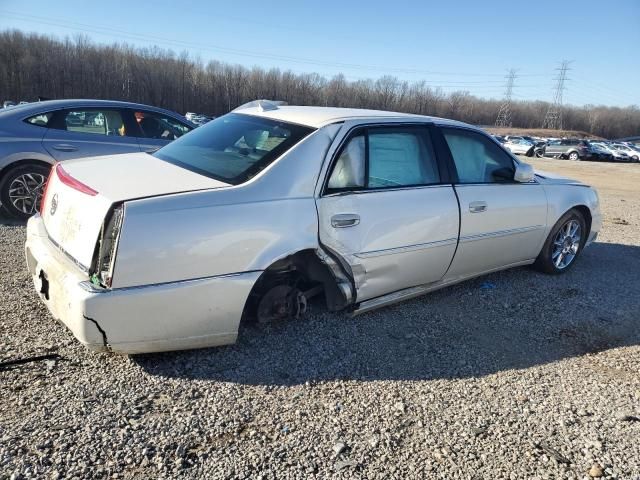 2010 Cadillac DTS Luxury Collection