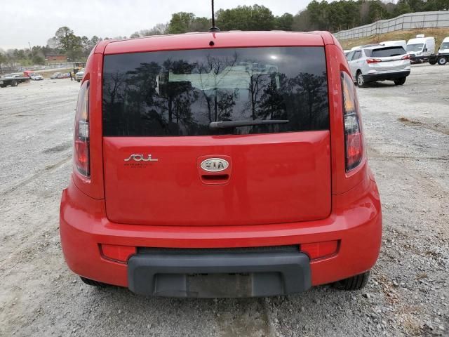 2010 KIA Soul +