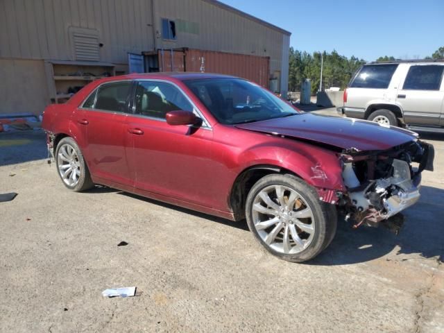 2019 Chrysler 300 Touring