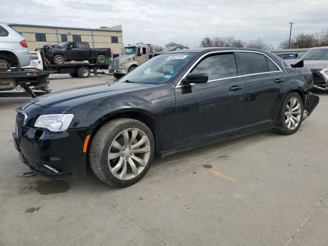 2017 Chrysler 300 Limited