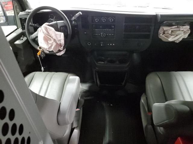 2023 Chevrolet Express G2500