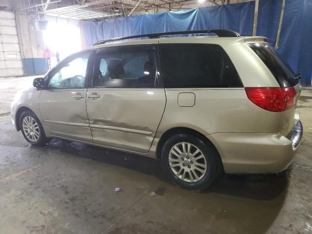 2009 Toyota Sienna CE