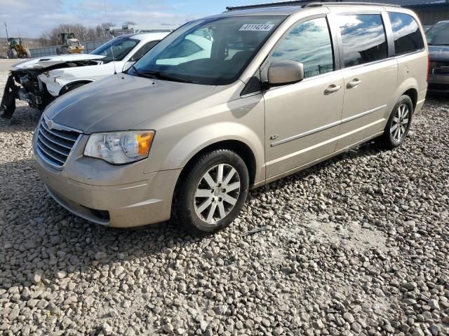 2009 Chrysler Town & Country Touring