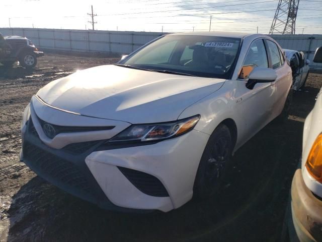 2020 Toyota Camry SE