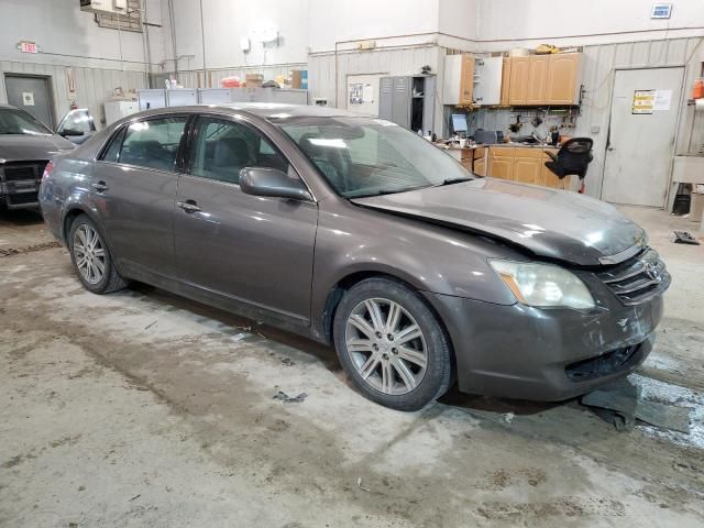 2005 Toyota Avalon XL