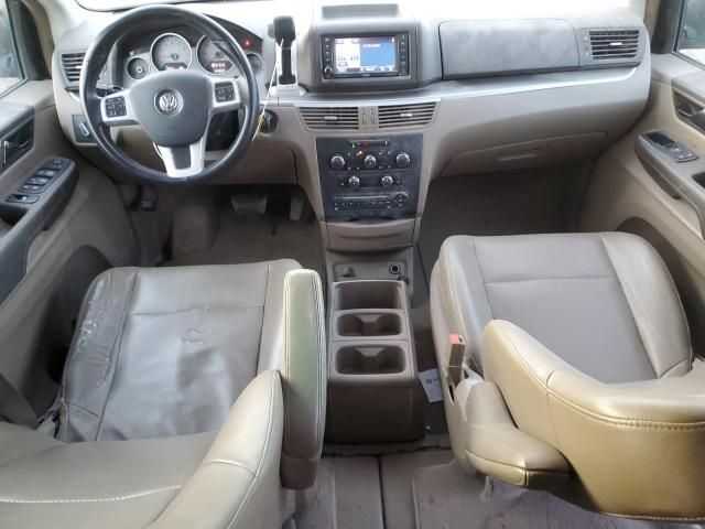 2012 Volkswagen Routan SE