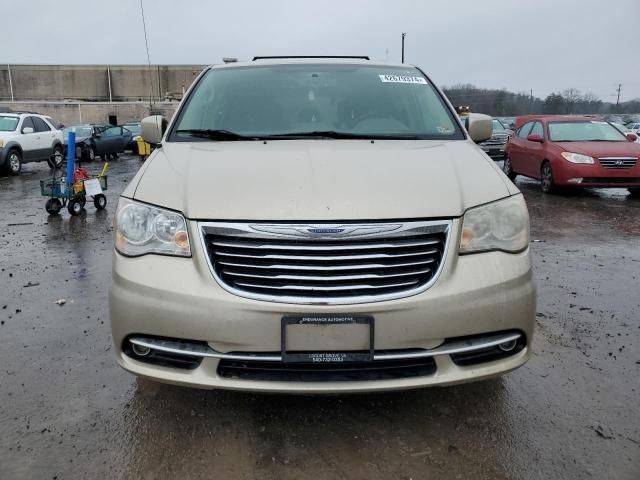 2014 Chrysler Town & Country Touring