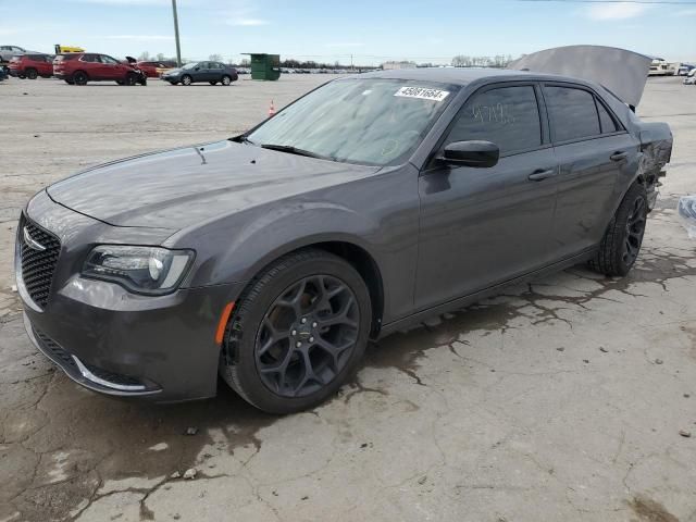 2019 Chrysler 300 Touring