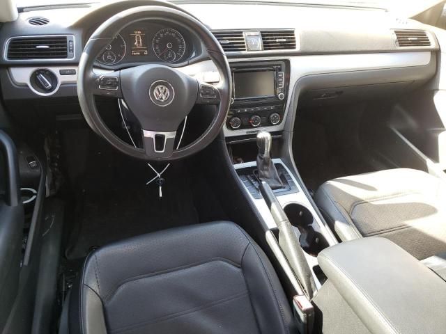 2013 Volkswagen Passat SE