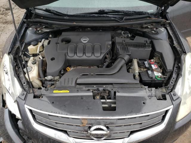 2010 Nissan Altima Base