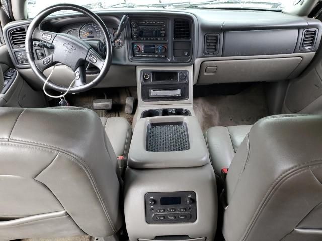 2005 Chevrolet Suburban C1500