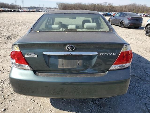 2005 Toyota Camry LE