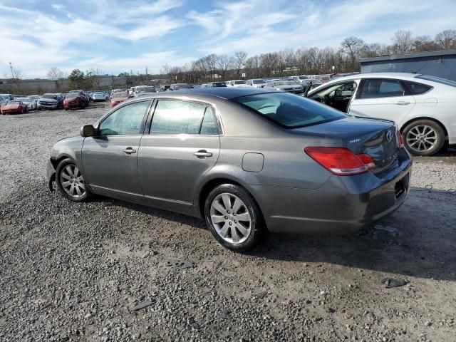 2005 Toyota Avalon XL