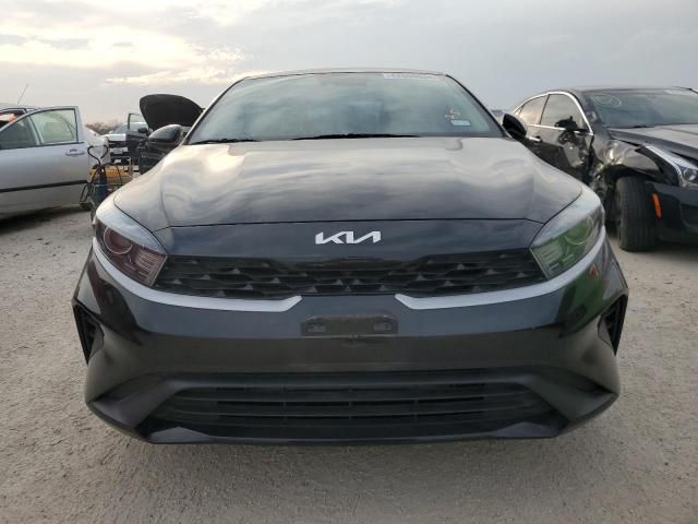 2022 KIA Forte FE