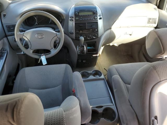 2008 Toyota Sienna CE