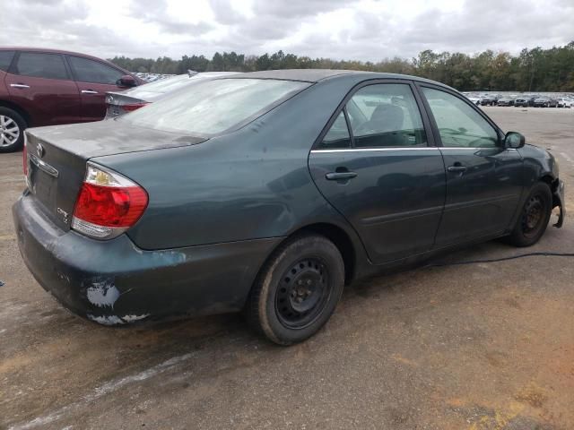 2005 Toyota Camry LE