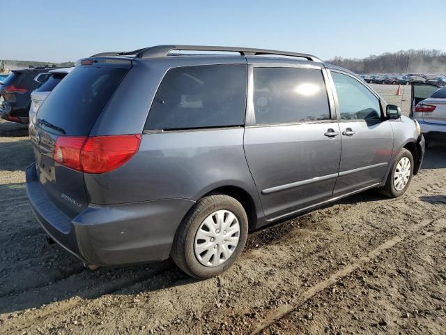 2009 Toyota Sienna CE