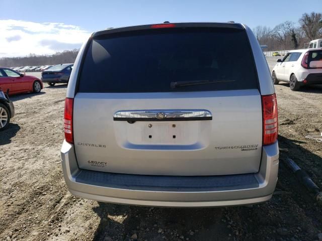 2009 Chrysler Town & Country Touring