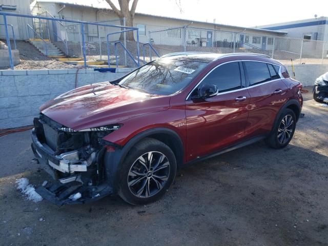 2017 Infiniti QX30 Base