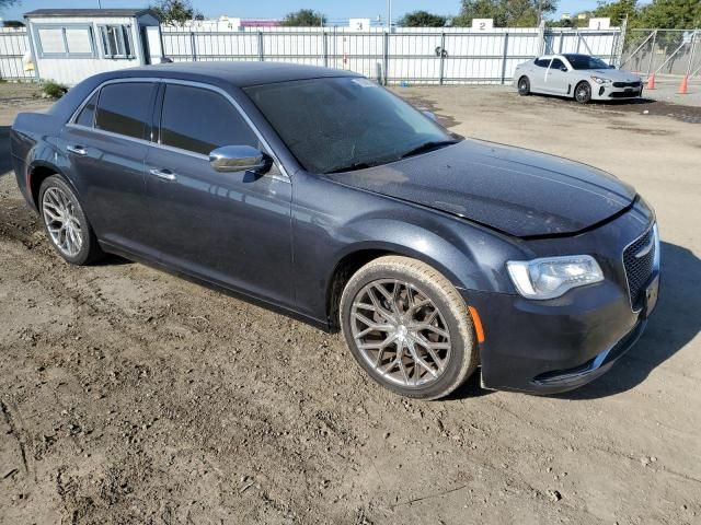 2016 Chrysler 300C