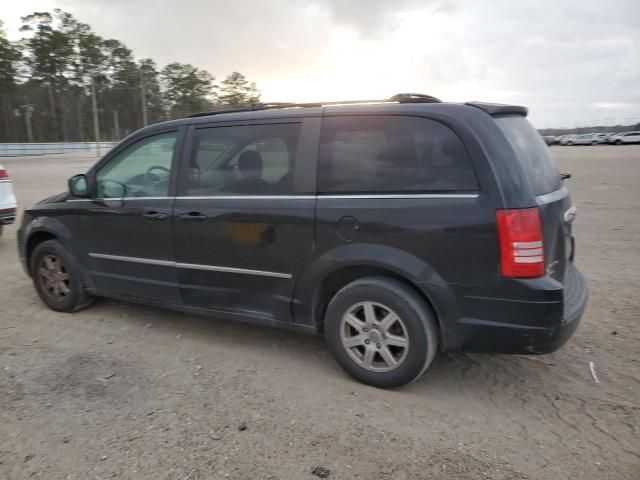 2010 Chrysler Town & Country Touring