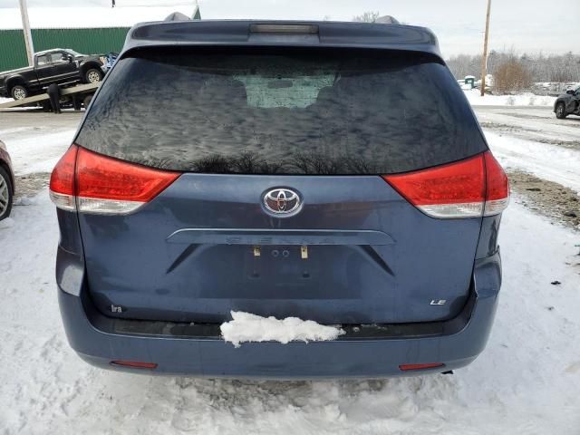 2014 Toyota Sienna LE