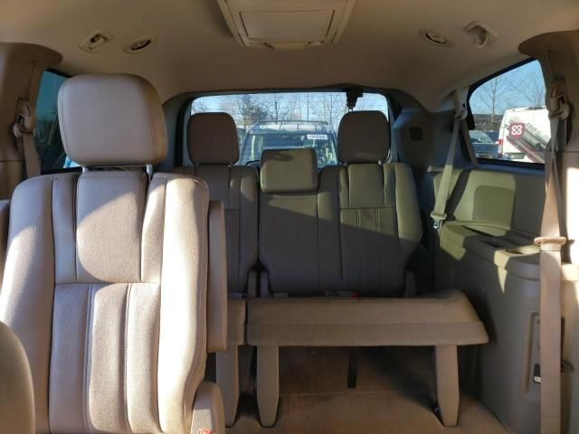 2012 Chrysler Town & Country Touring