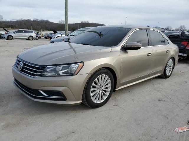 2016 Volkswagen Passat SE