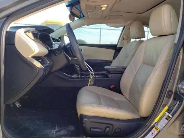 2013 Toyota Avalon Base