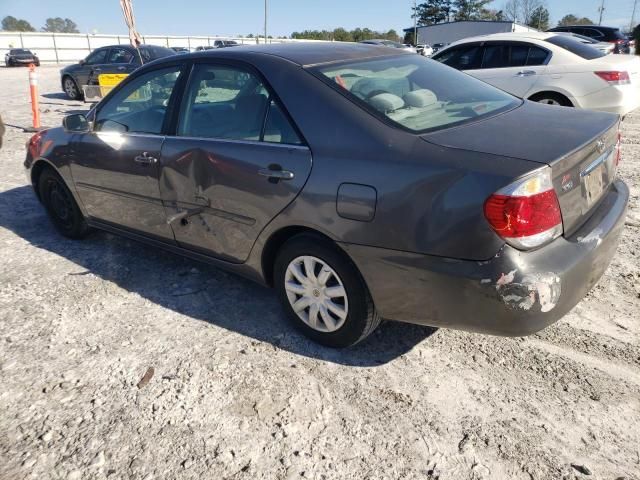 2005 Toyota Camry LE