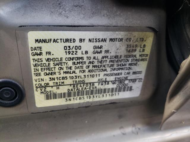 2000 Nissan Sentra Base