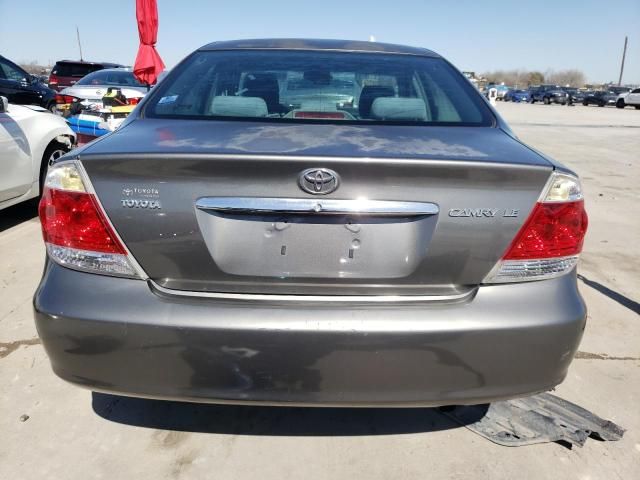 2005 Toyota Camry LE