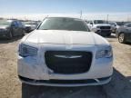 2017 Chrysler 300 Limited