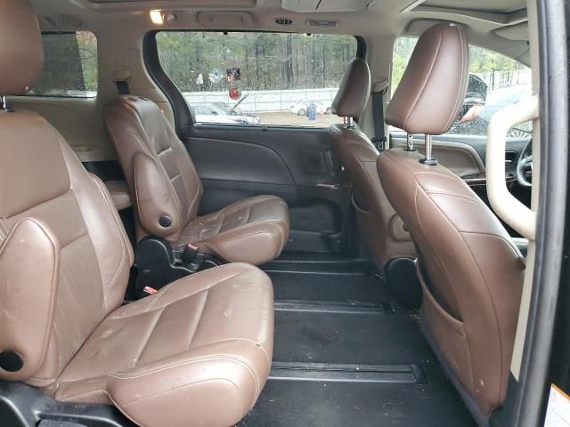 2017 Toyota Sienna XLE