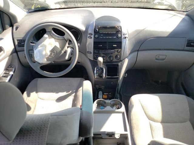 2008 Toyota Sienna CE