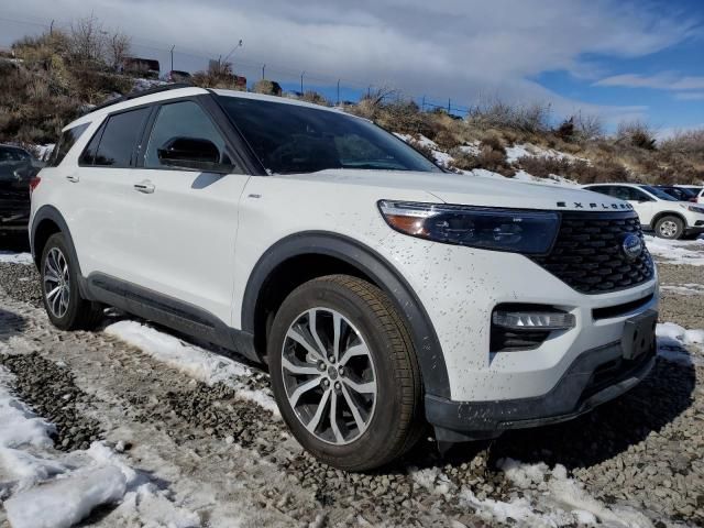 2023 Ford Explorer ST-Line