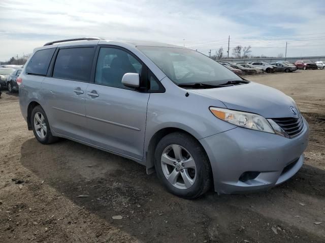 2012 Toyota Sienna LE