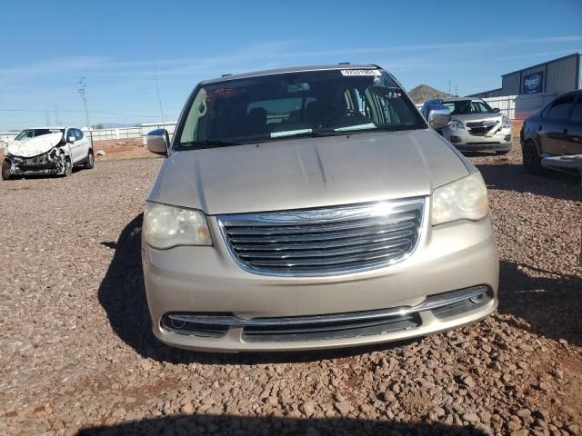 2012 Chrysler Town & Country Touring L