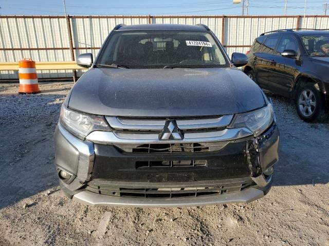 2016 Mitsubishi Outlander SE