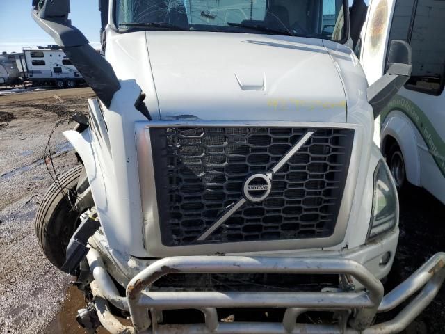 2019 Volvo VNR