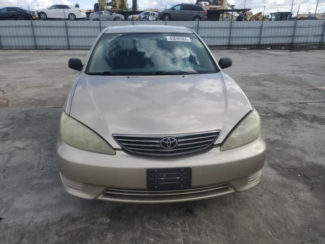 2005 Toyota Camry LE