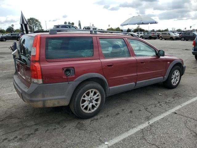 2004 Volvo XC70