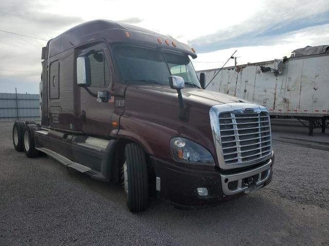 2016 Freightliner Cascadia 125