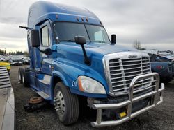 Vehiculos salvage en venta de Copart Woodburn, OR: 2017 Freightliner Cascadia 125