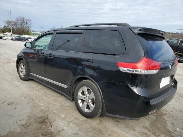 2013 Toyota Sienna LE